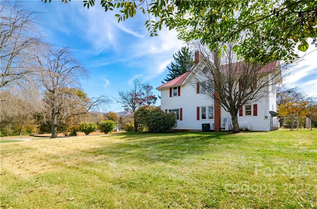 Property Photo: 58 Penland Street NC 28716