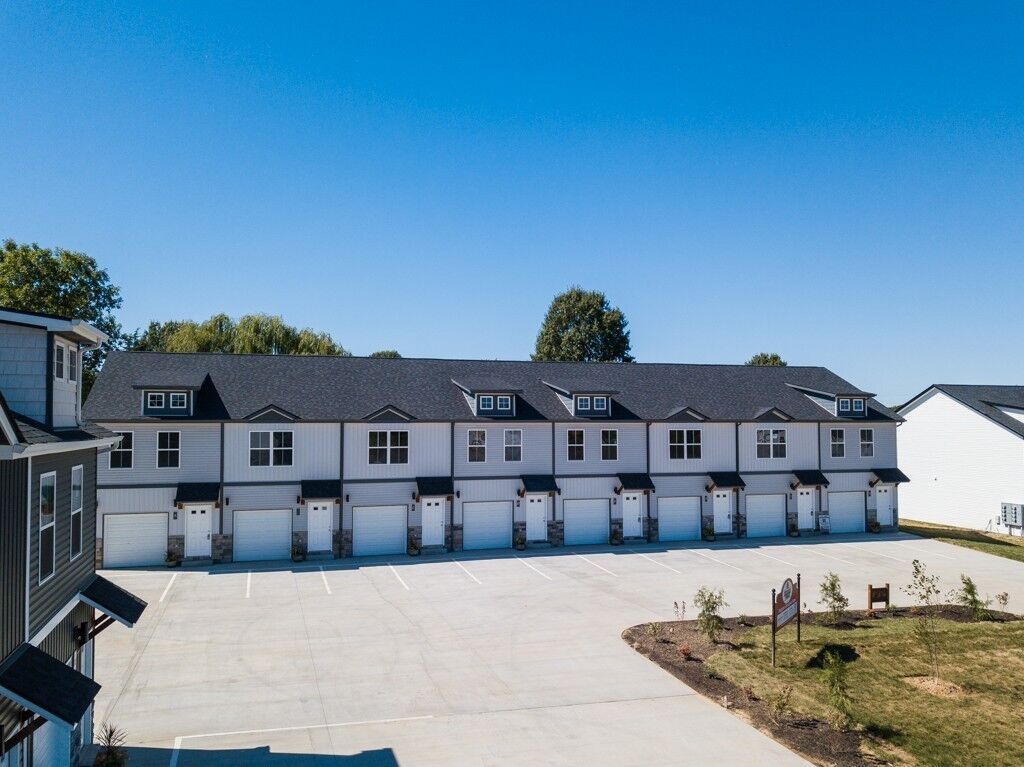 Property Photo:  220 Drayton Drive (A) A  TN 37042 