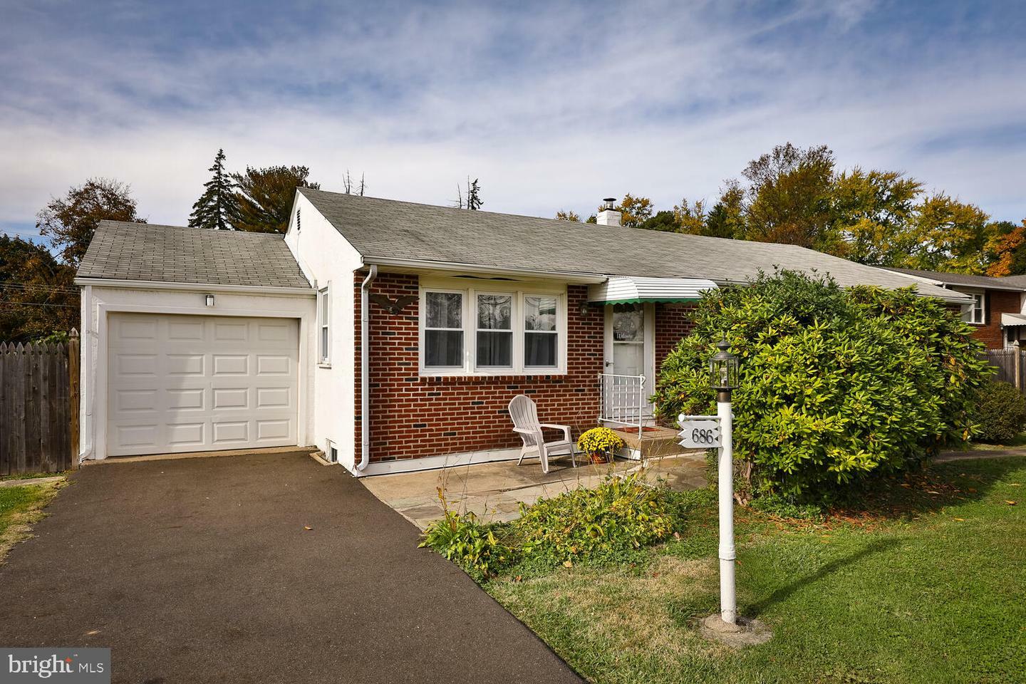 Property Photo:  686 Mearns Road  PA 18974 