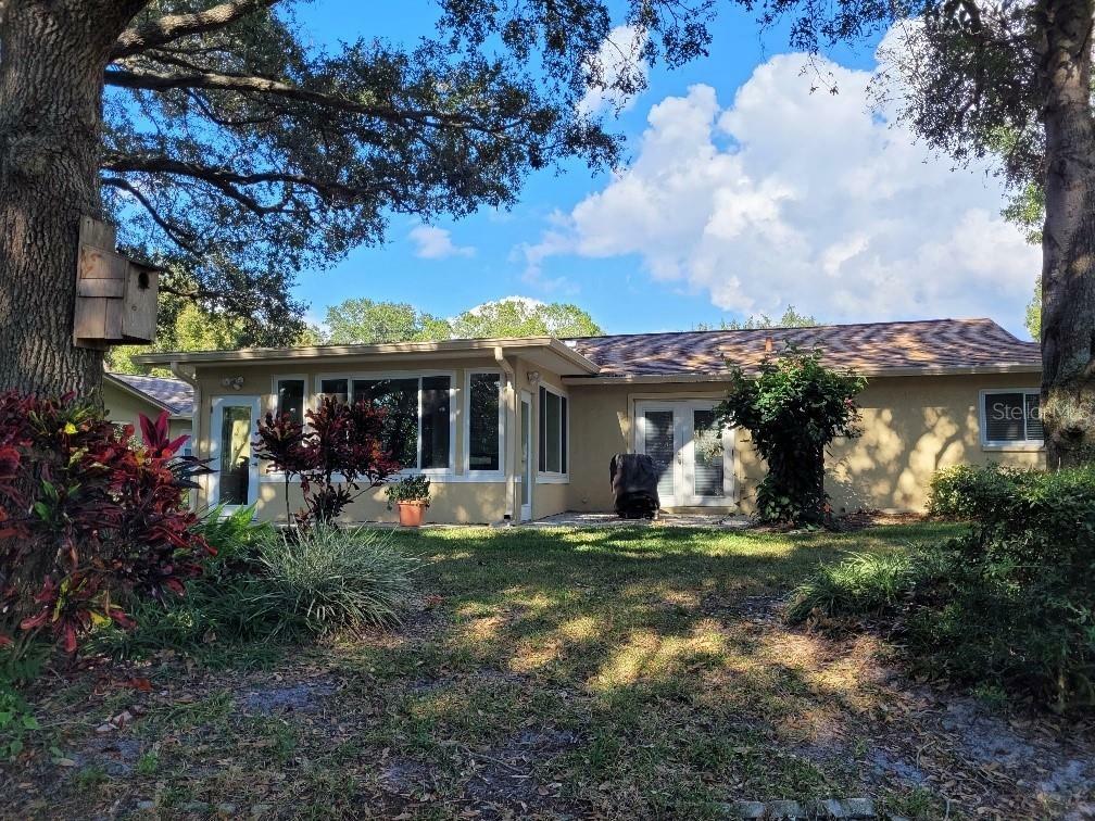 Property Photo: 2856 Neil Court FL 34684