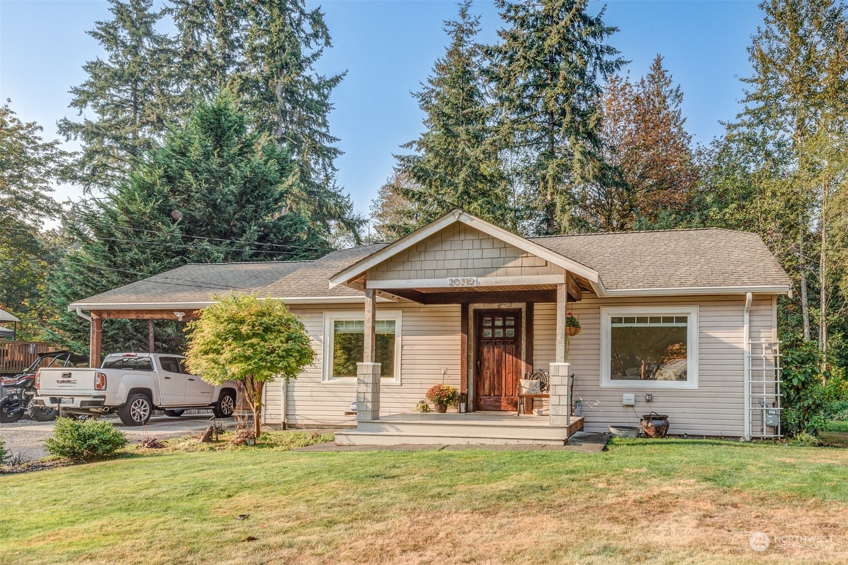 Property Photo:  20310 10th Drive SE  WA 98012 