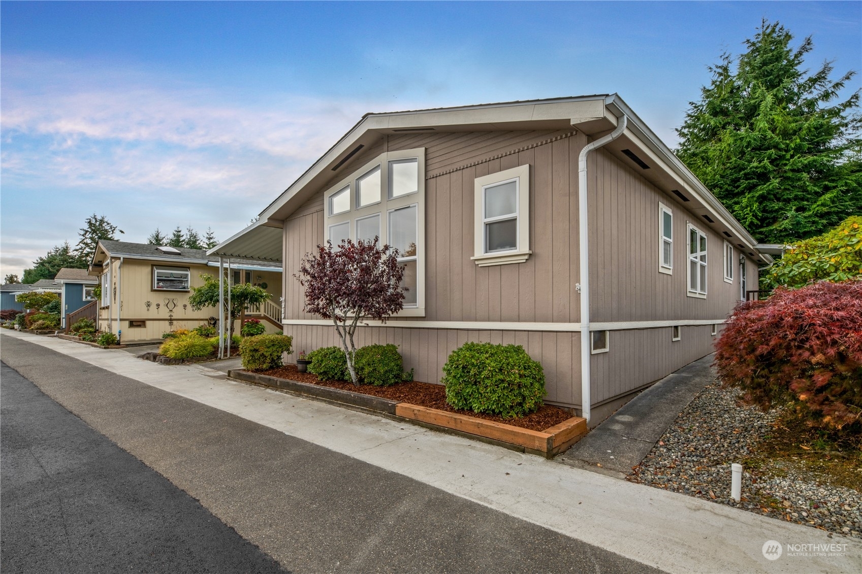 Property Photo:  23825 15th Avenue SE 319  WA 98021 