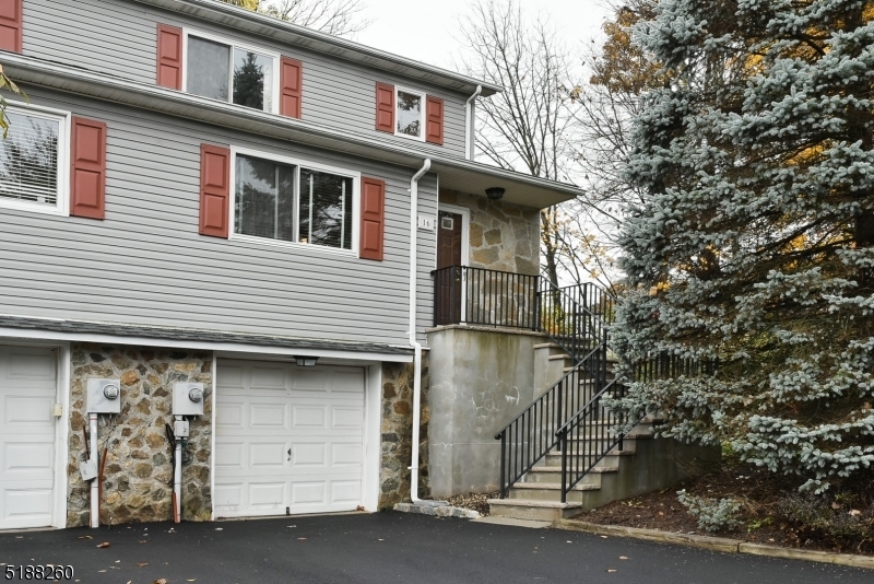 Property Photo:  16 Tor Pl  NJ 07843 