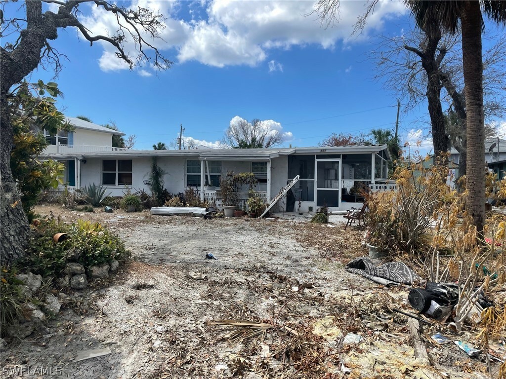 Property Photo:  849-851 South Street  FL 33931 