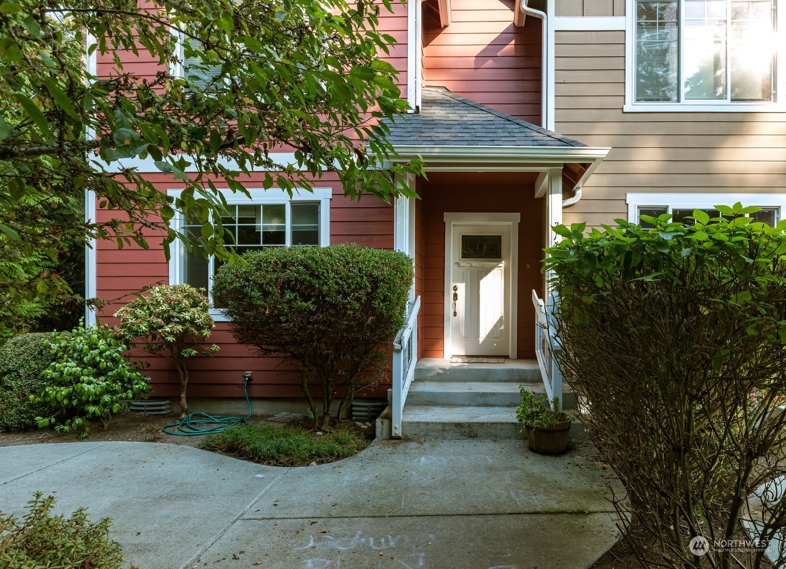 Property Photo:  214 NW 1st Street  WA 98239 