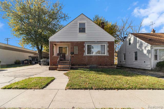 Property Photo:  21725 Mac Arthur Boulevard  MI 48089 