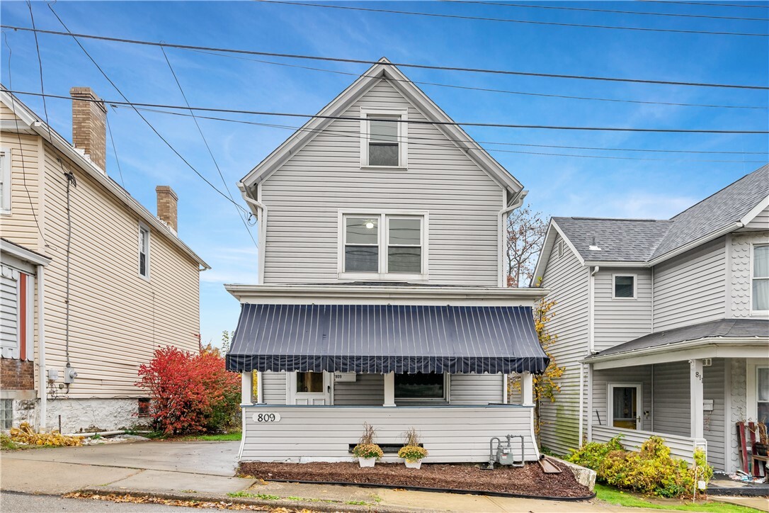 Property Photo: 809 Burbridge St PA 15133