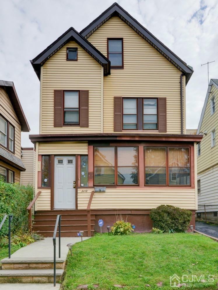 Property Photo:  30 N Burnett Street  NJ 07017 