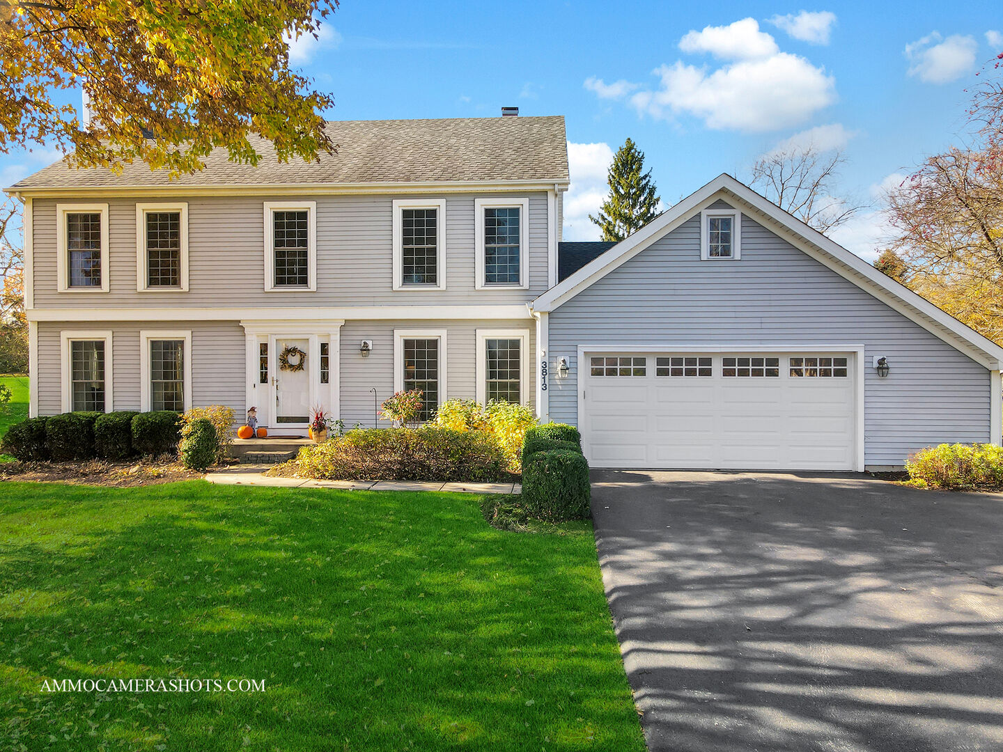 Property Photo: 3813 Tamarisk Trail IL 60012
