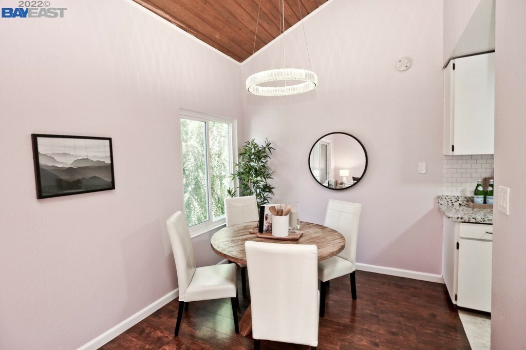 Property Photo: 2716 Oak Rd 111 CA 94597