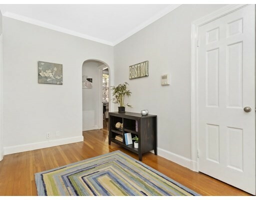 Property Photo:  114 Park St 3  MA 02446 