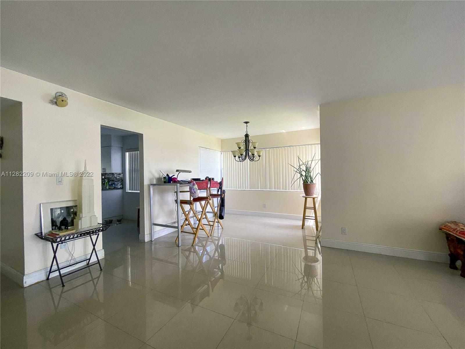 Property Photo:  19001 NE 14th Ave 101  FL 33179 