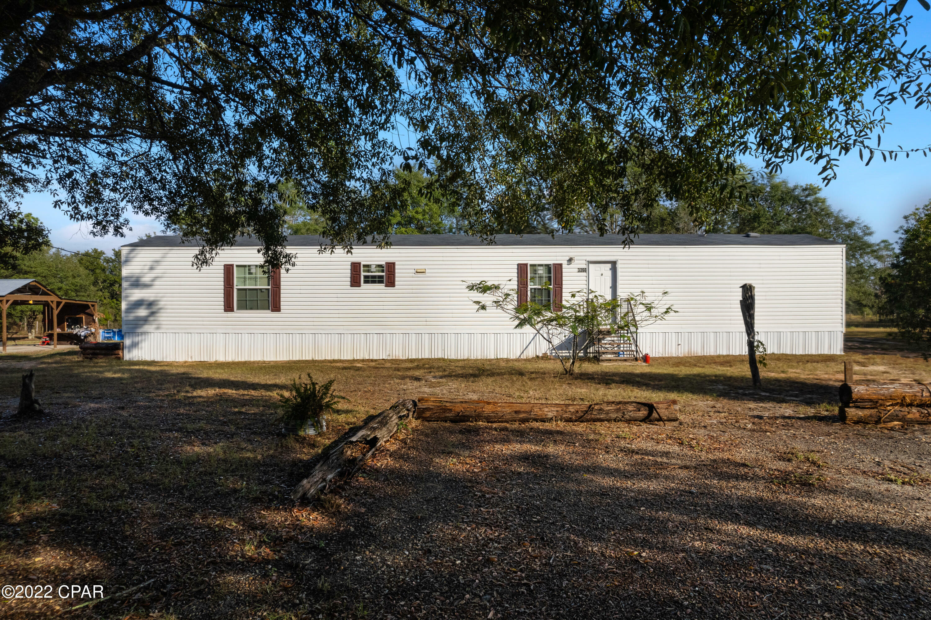 Property Photo: 3266 Fawnridge Drive FL 32428