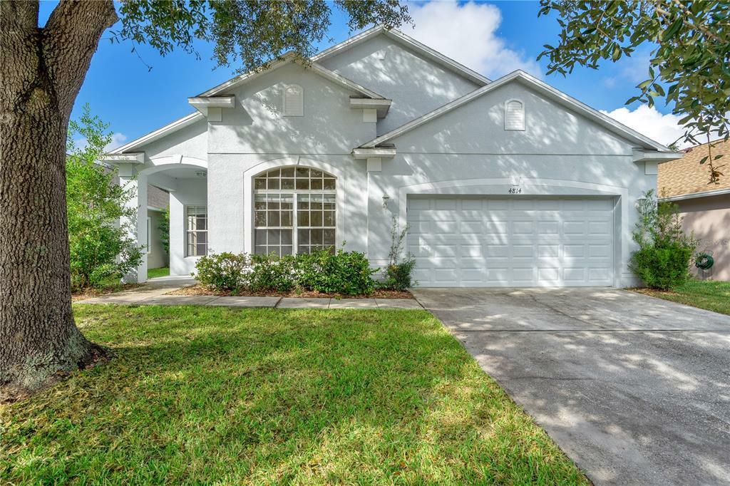 Property Photo:  4814 Northern Dancer Way  FL 32826 