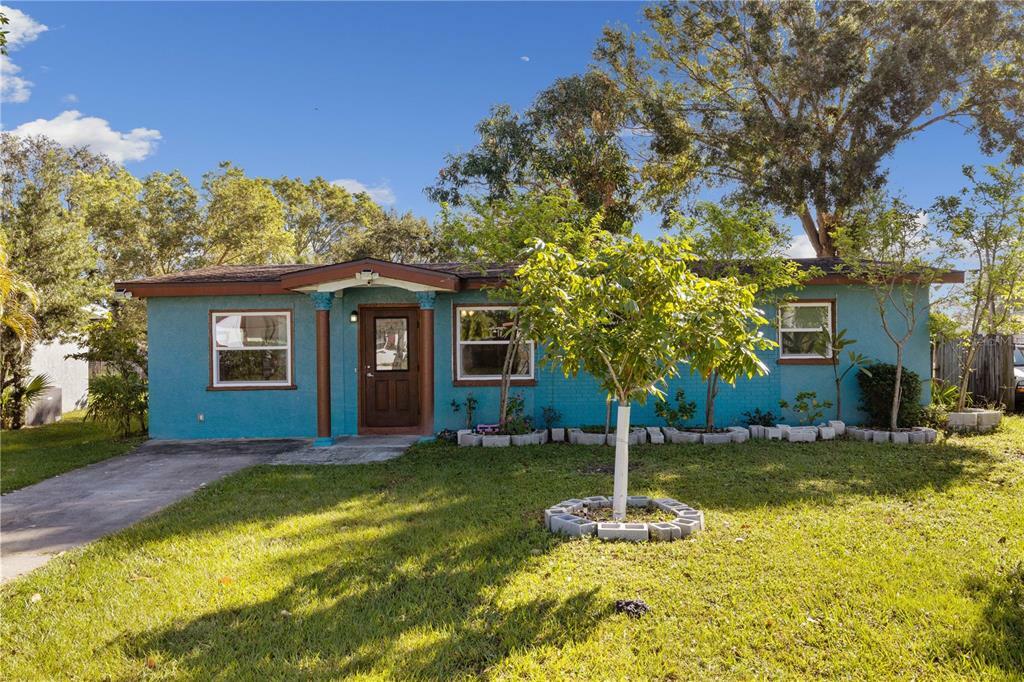 Property Photo:  1204 22nd Avenue W  FL 34221 