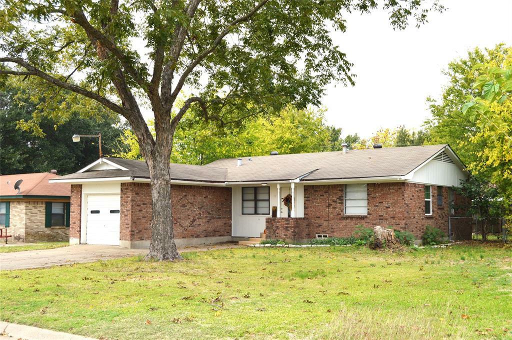 Property Photo: 109 Freeman Street TX 75160