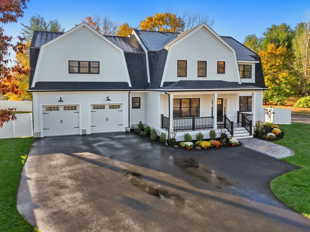 Property Photo: 303 Woburn St MA 02420