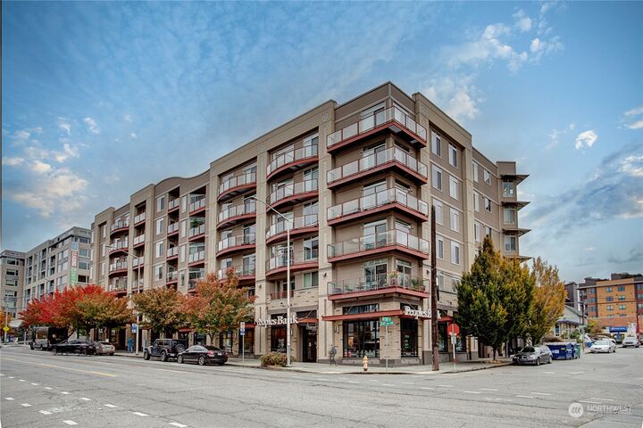 Property Photo:  5650 24th Avenue NW 402  WA 98107 