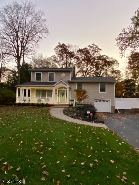 Property Photo:  46 Ringwood Ct  NJ 07442 