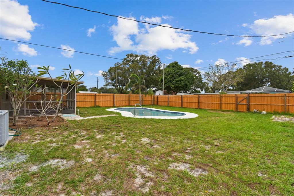 Property Photo:  4801 28th Avenue N  FL 33713 