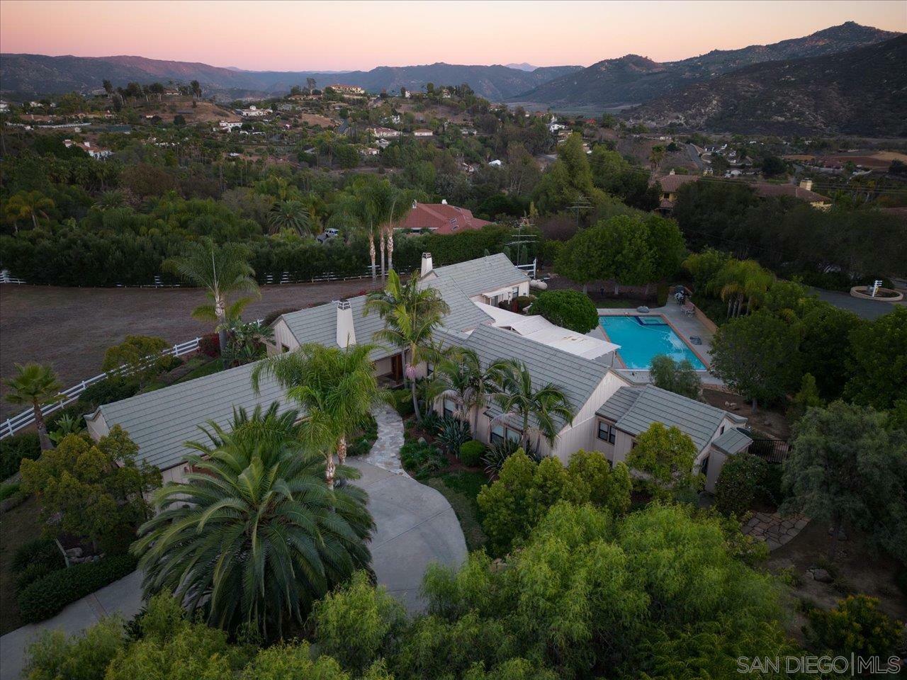 Property Photo:  3063 Rancho Del Verde Pl  CA 92025 