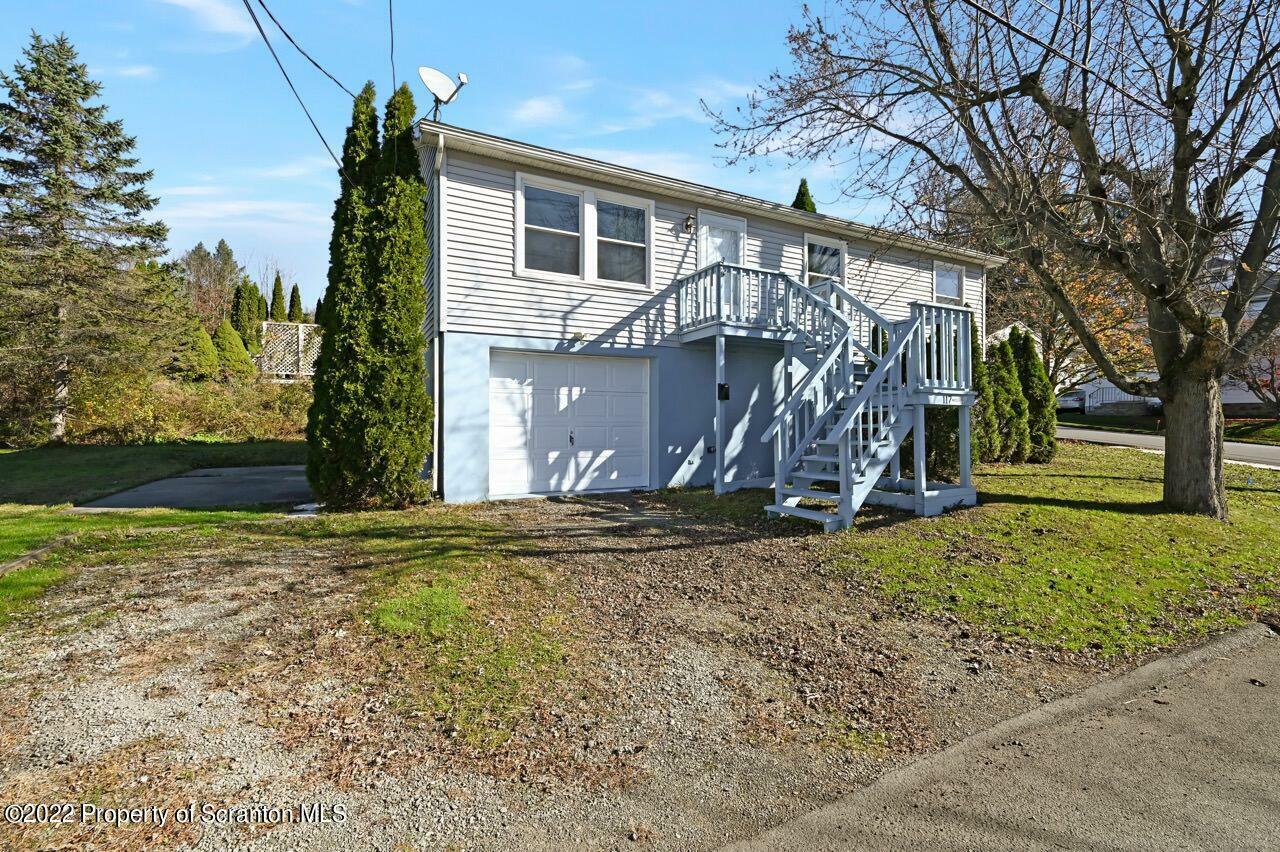 Property Photo:  117 Maple Avenue  PA 18411 