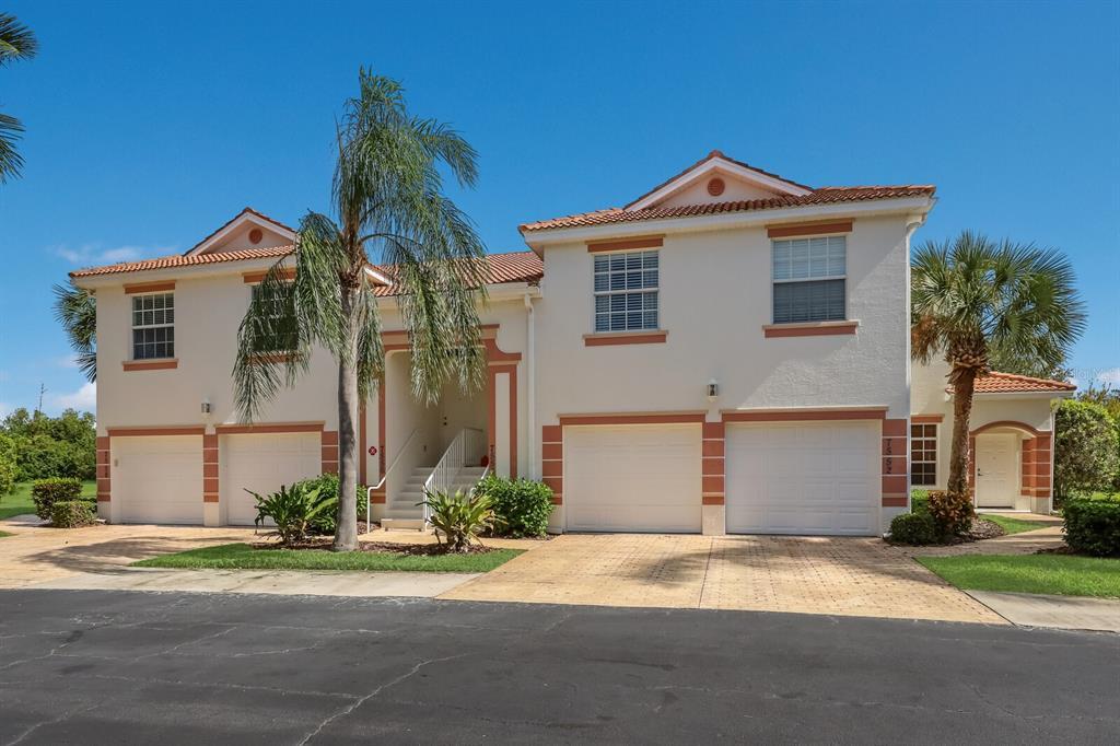 Property Photo: 7552 Marsh Orchid Circle 6-102 FL 34203