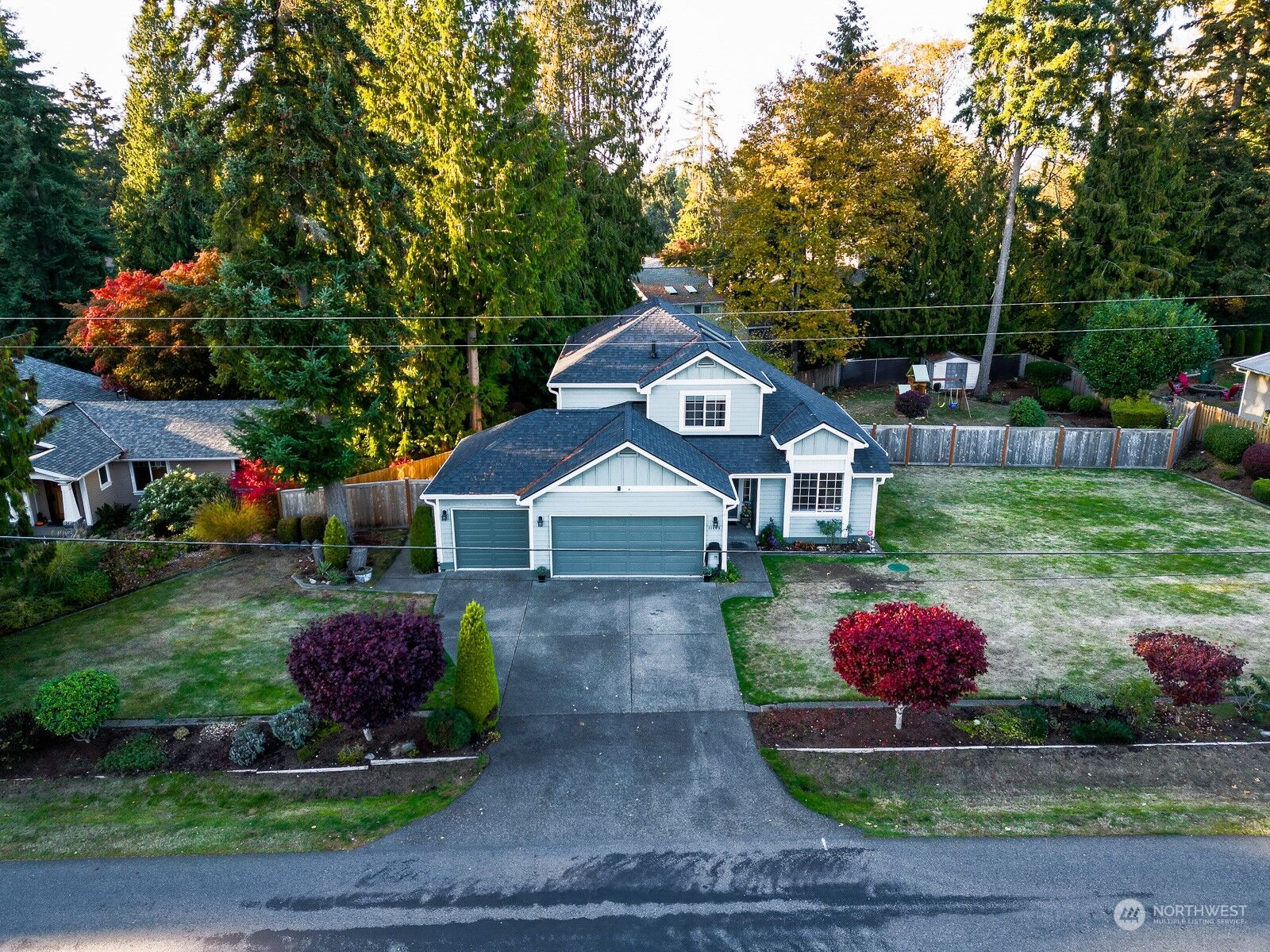 Property Photo: 11408 SE 326th Place WA 98092