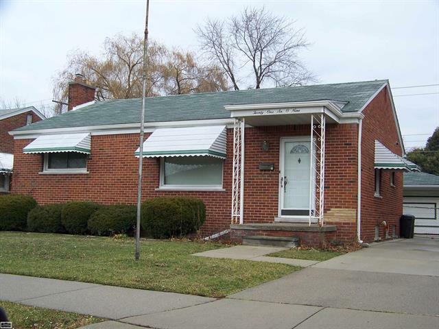 Property Photo:  21609 Sunnyside  MI 48080 