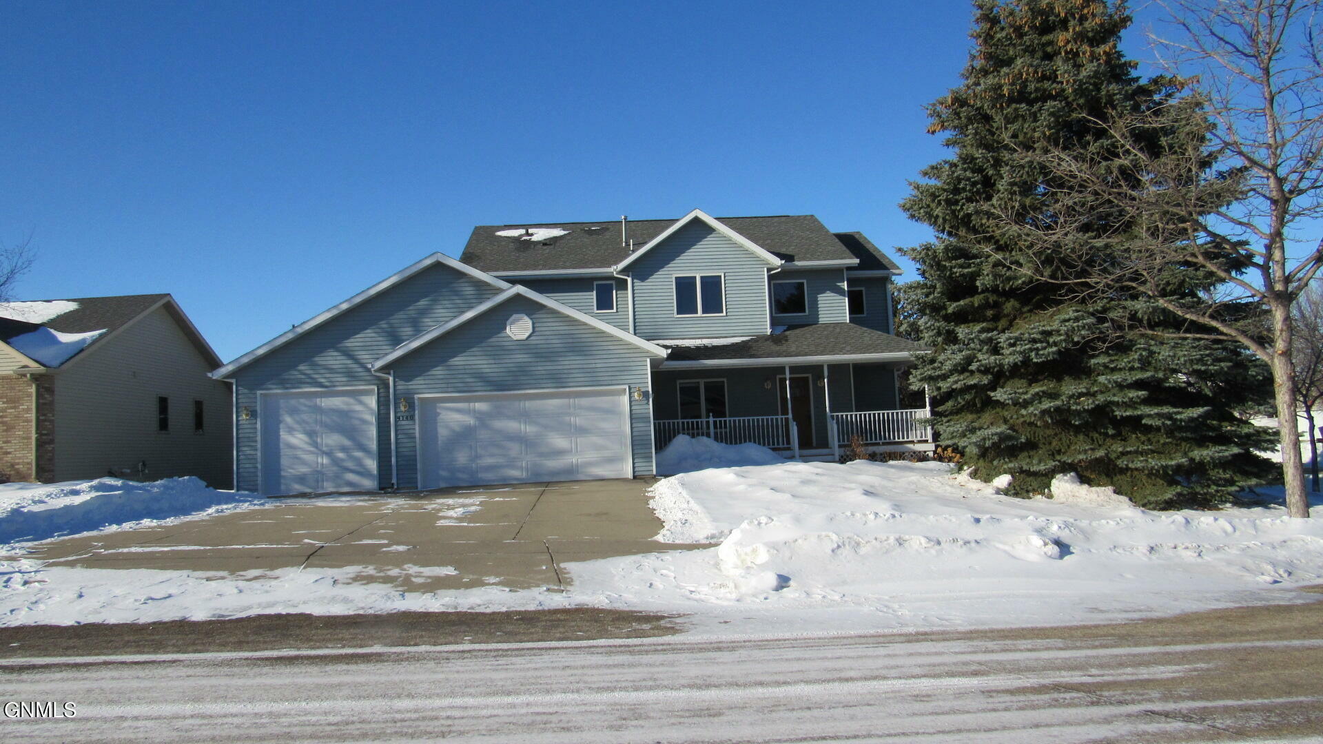 Property Photo:  4140 Selkirk Road  ND 58503 