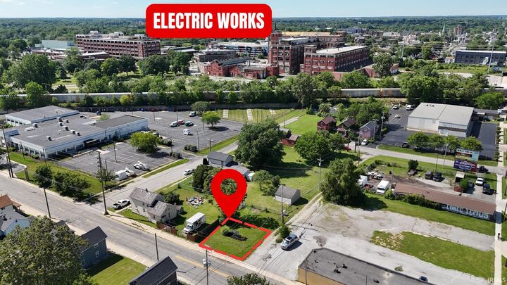 Property Photo: 602 Taylor Street IN 46802-5142