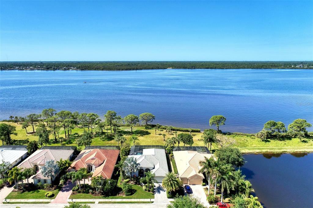 Property Photo:  13978 Royal Pointe Drive  FL 33953 