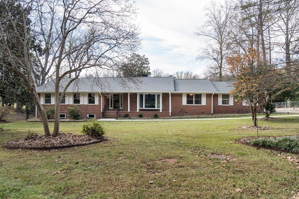 Property Photo: 520 Perrin Drive SC 29307