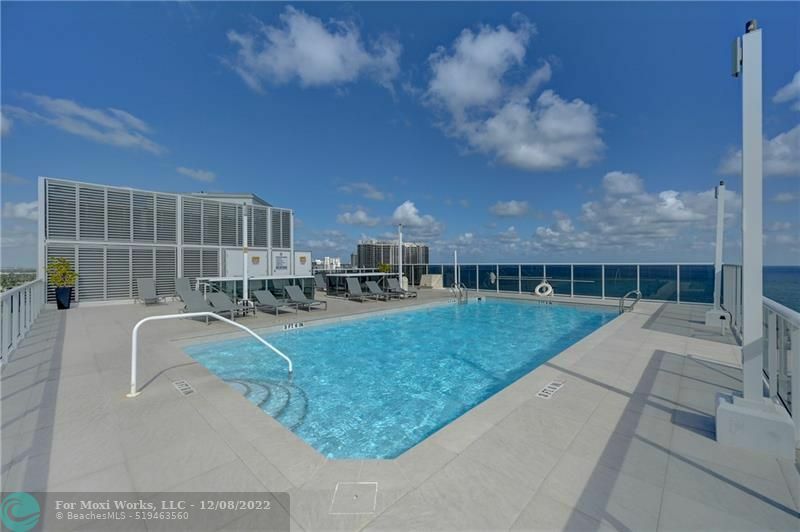 Property Photo:  2841 N Ocean Blvd 709  FL 33308 