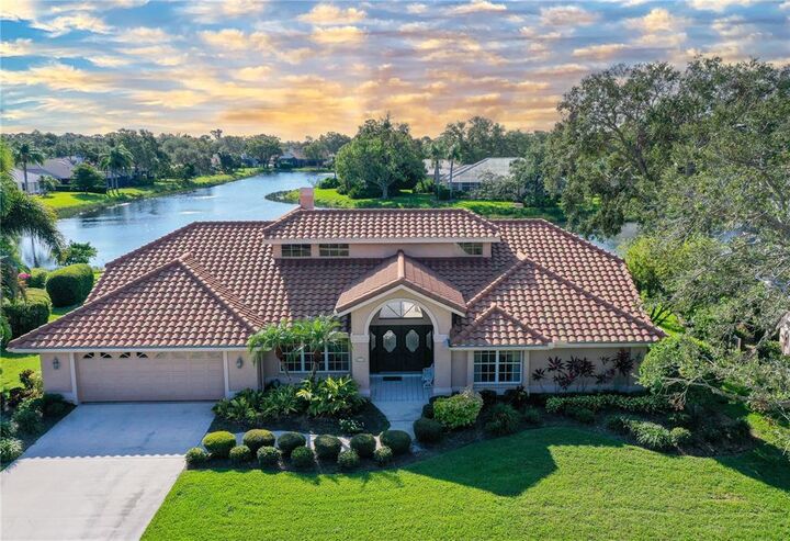8491 Woodbriar Drive  Sarasota FL 34238 photo