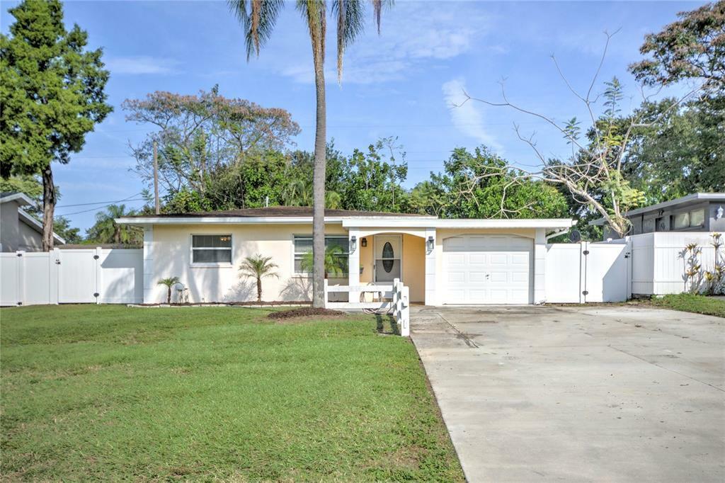 5479 46th Avenue N  Saint Petersburg FL 33709 photo