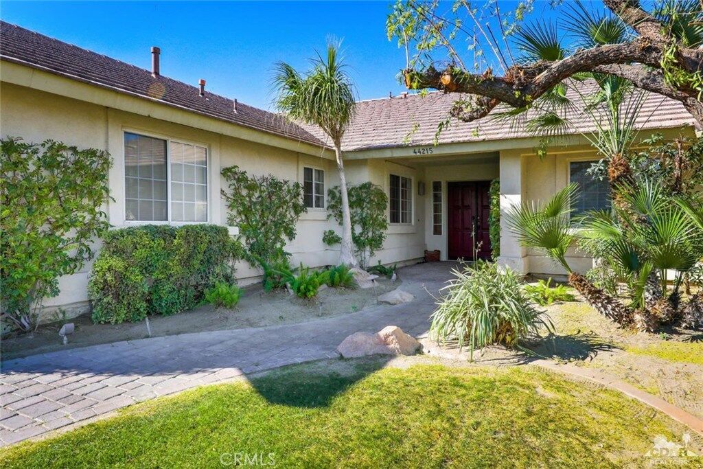 Property Photo:  44215 Goldenrod Cir  CA 92253 