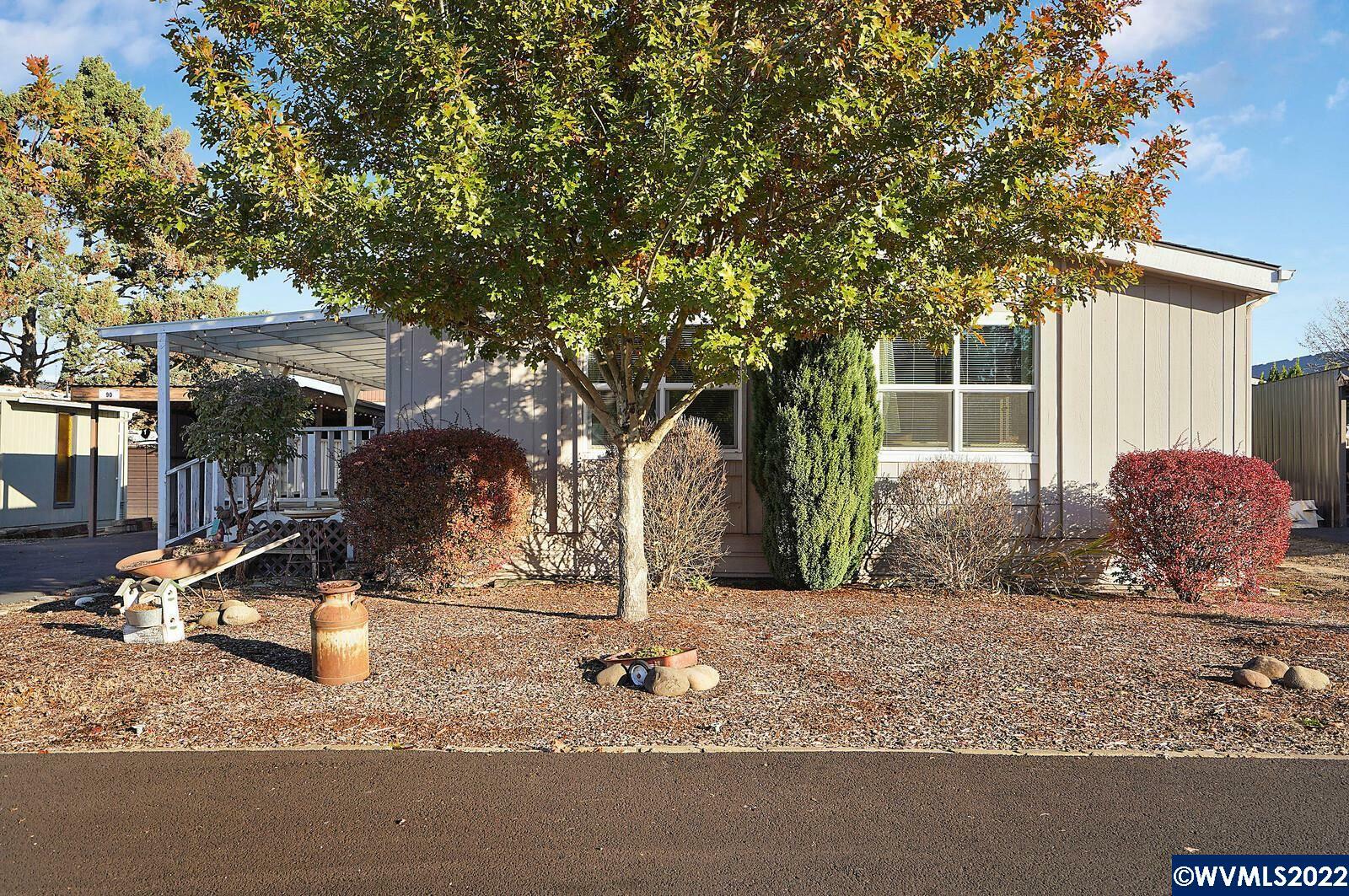 Property Photo: 340 NE Crest (#90) St 90 OR 97385
