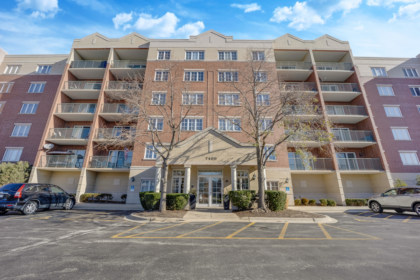 Property Photo: 7400 Lincoln Avenue 404 IL 60076