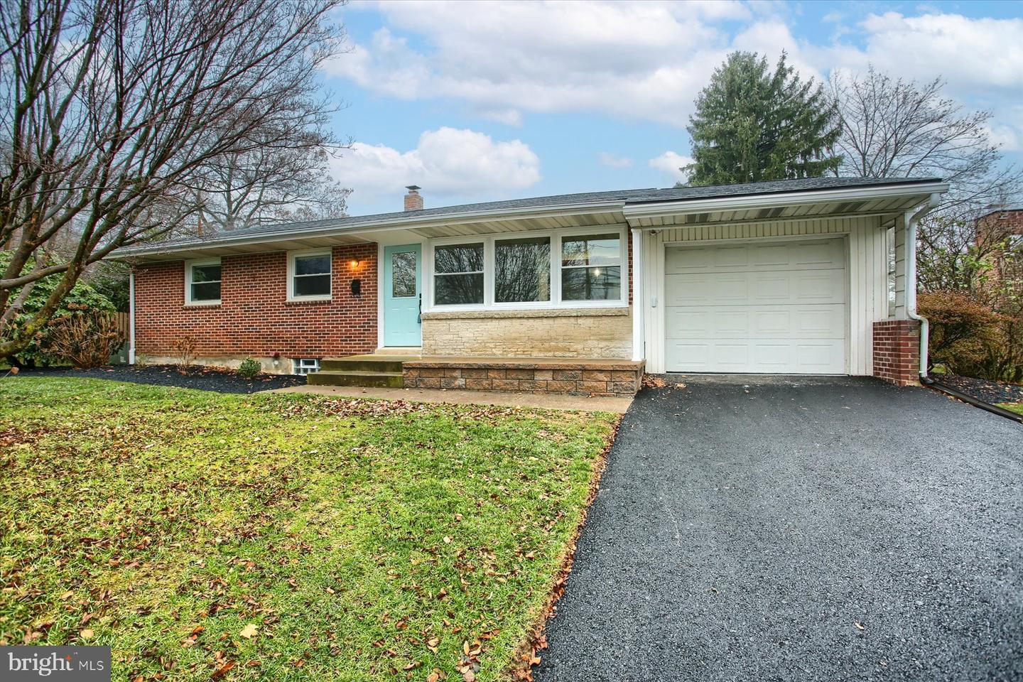 Property Photo: 334 N 21st Street PA 17011