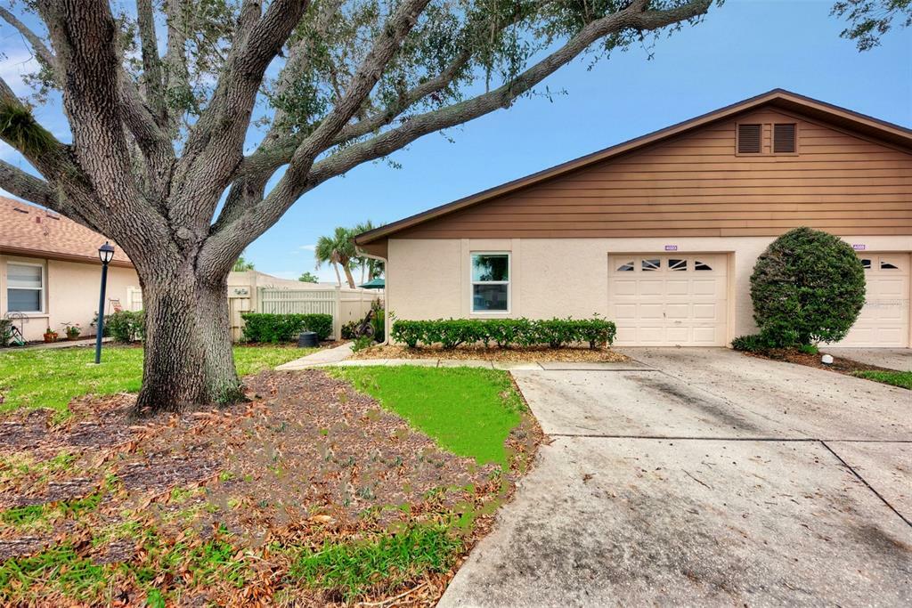 Property Photo:  4023 Center Pointe Place 3A  FL 34233 