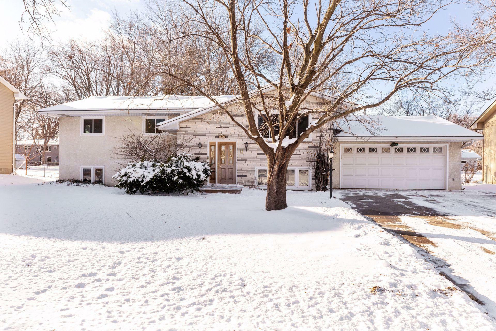Property Photo:  4849 Ensign Avenue N  MN 55428 