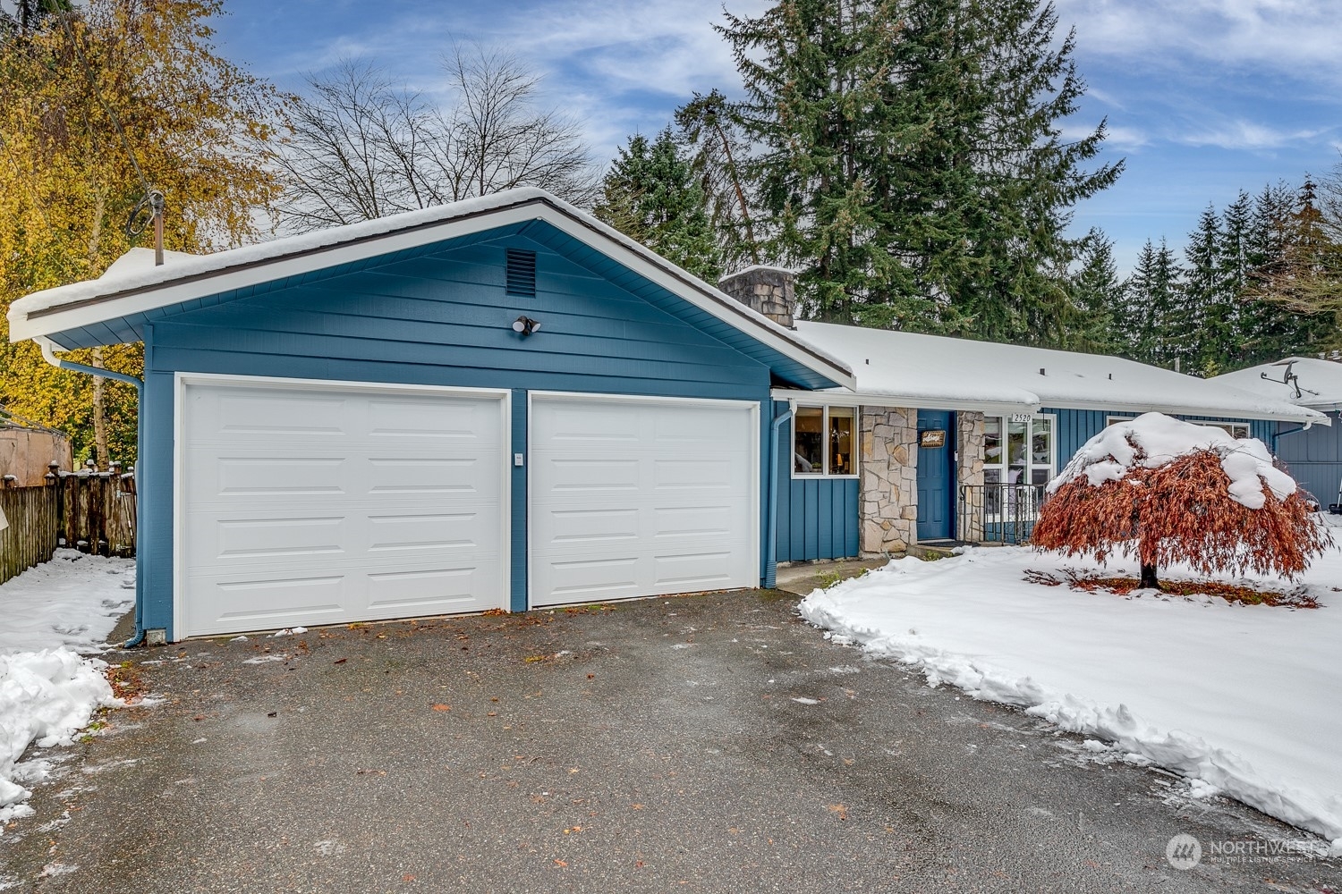 Property Photo: 2520 73rd Street SE WA 98203
