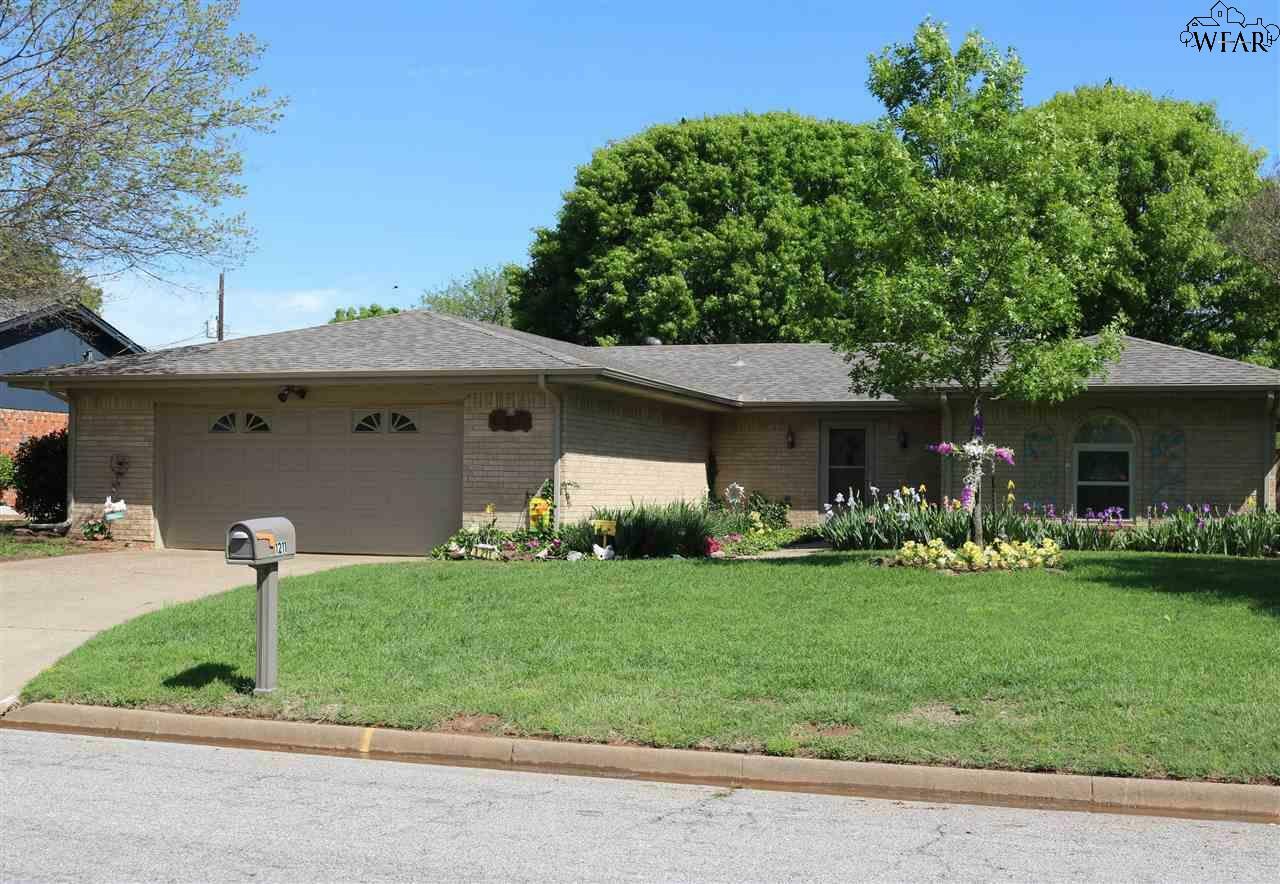 Property Photo:  1211 Amherst Street  TX 76354 