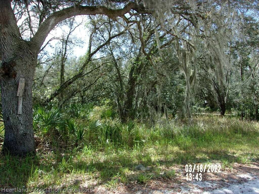 Property Photo:  2885 N Garland Road  FL 33825 