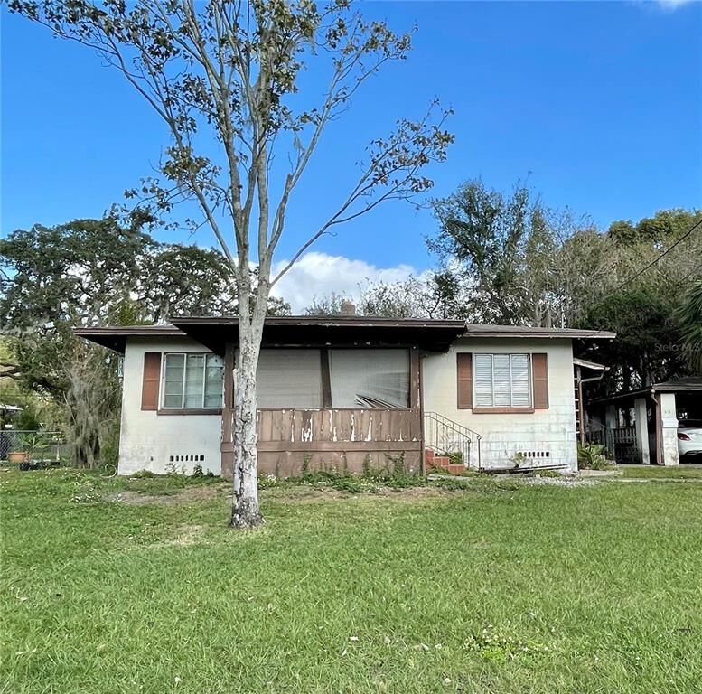 Property Photo:  212 Lake Bonny Drive E  FL 33801 