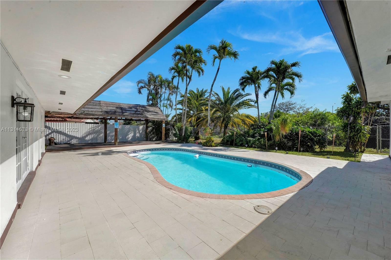 Property Photo: 6890 Bamboo St FL 33014