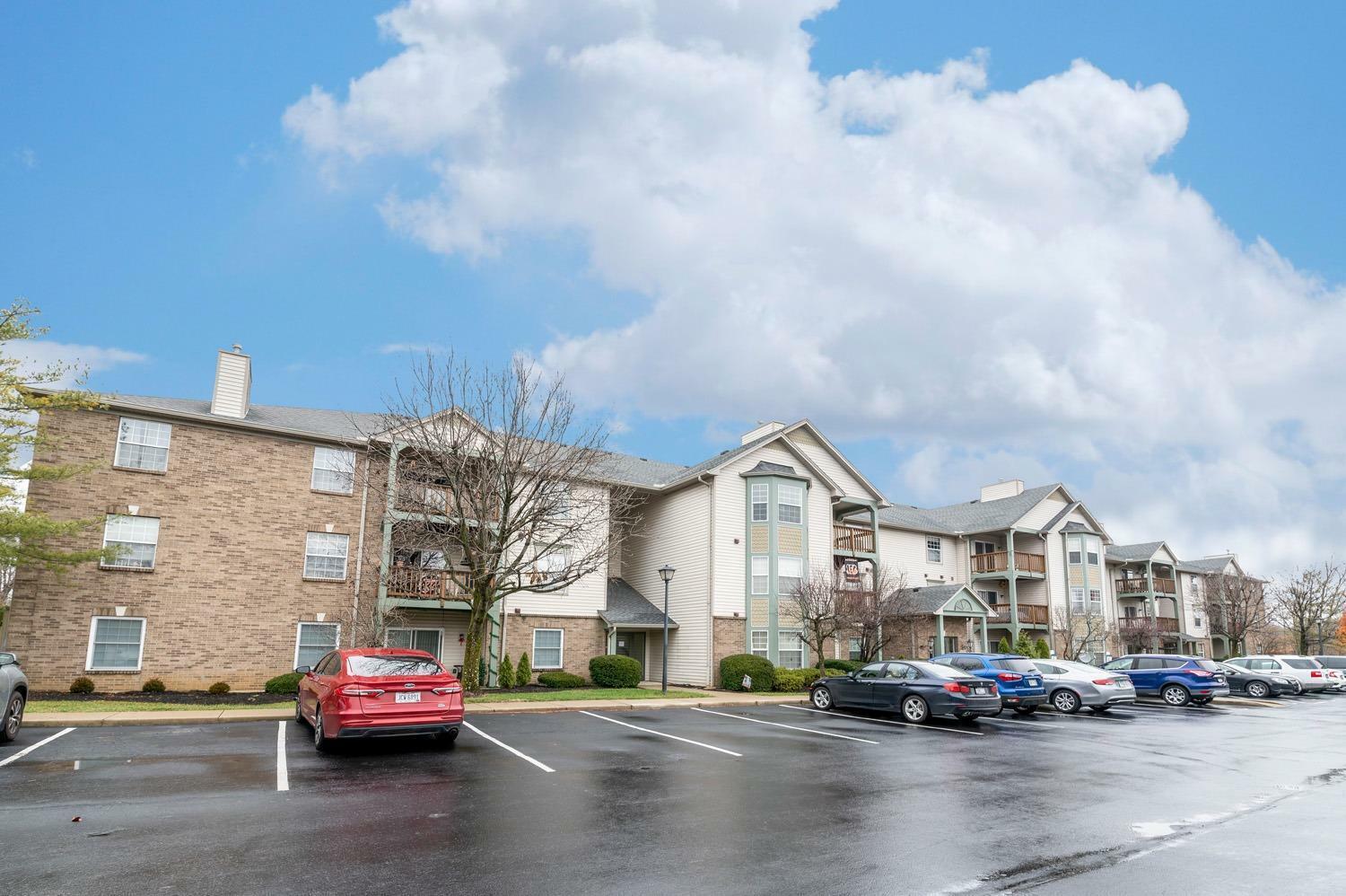 Property Photo: 4931 N Arbor Woods Ct 109 OH 45248