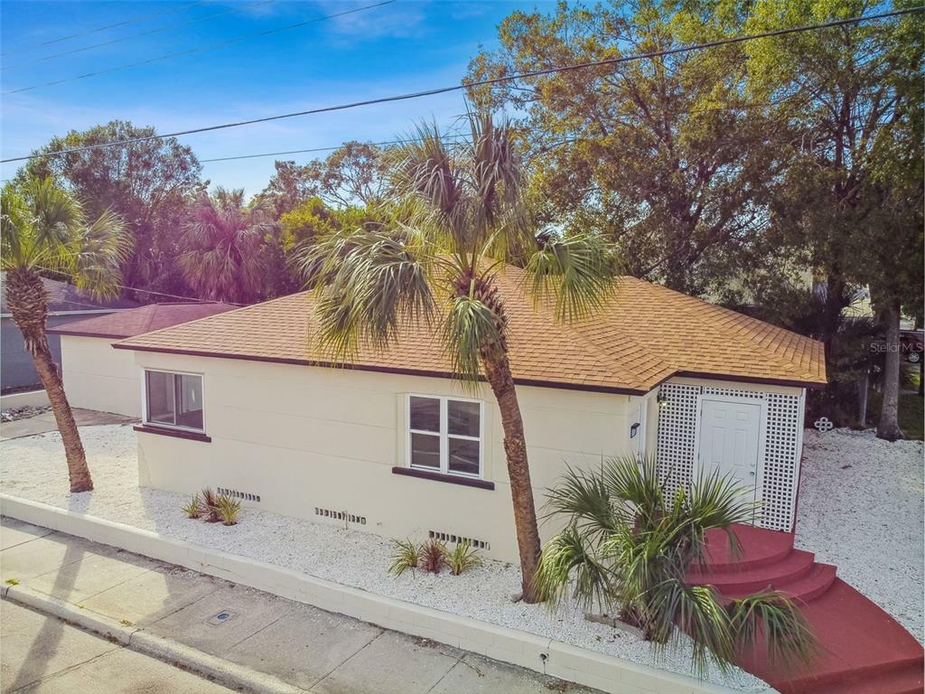 Property Photo:  2402 W Cypress Street  FL 33609 