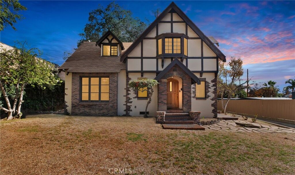 Property Photo:  130 N Canyon Boulevard  CA 91016 